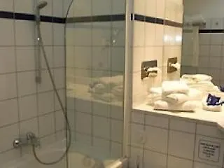 B＆b ソジョルノ ポンテ ロッソ 3*