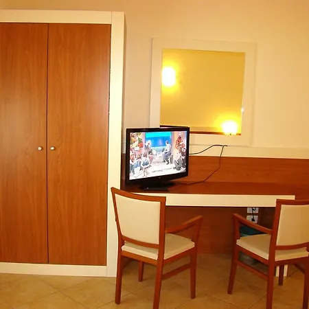 B＆b ソジョルノ ポンテ ロッソ 3*